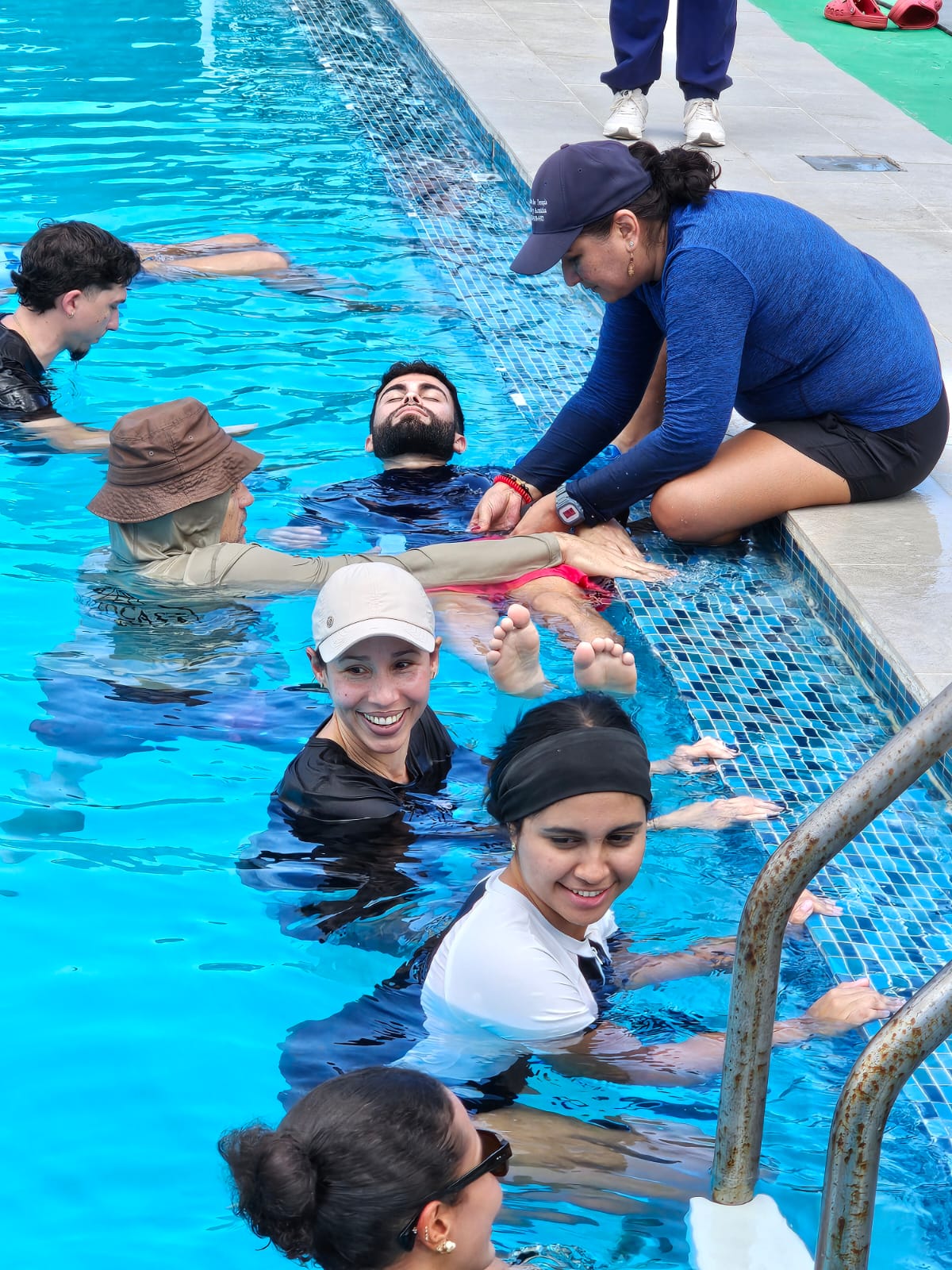 Seguridad en agua profunda y estabilizacion Fisio Acuatica